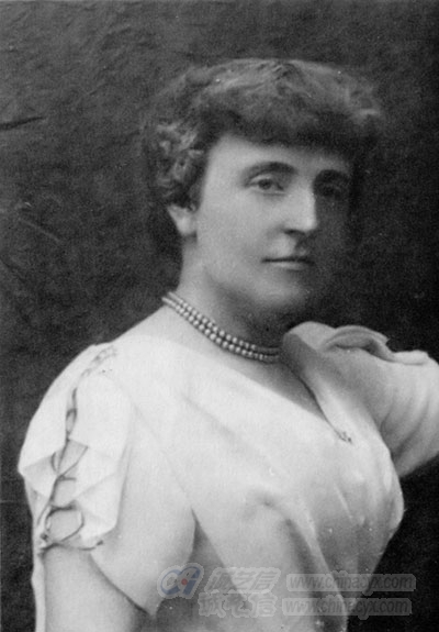 Frances_Burnett-1.jpg