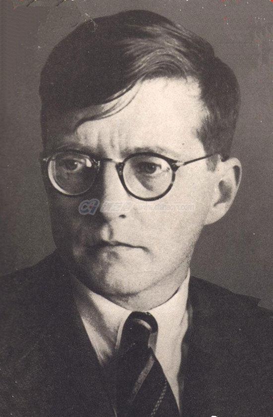 shostakovich-4.jpg