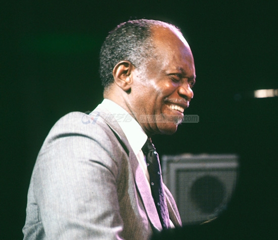 Hank-Jones-3.jpg