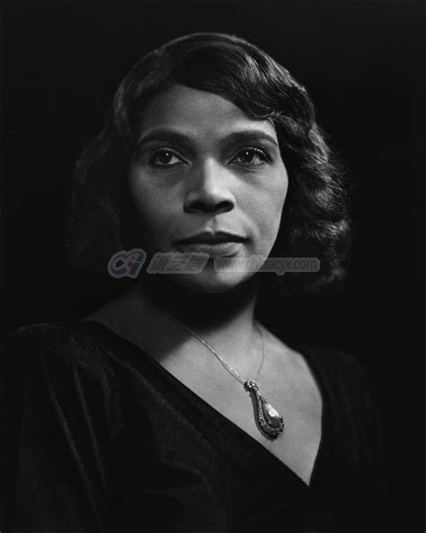 Marian-Anderson-1.jpg