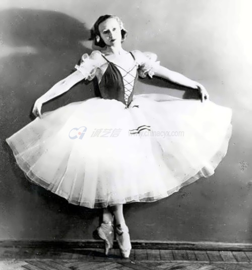 Galina-Ulanova-1.jpg