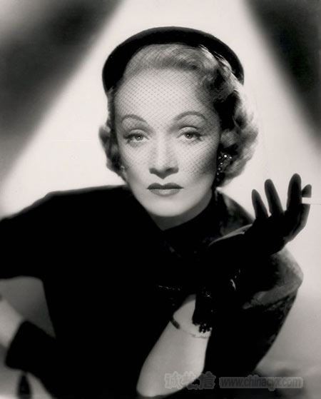 Marlene-Dietrich-23.jpg