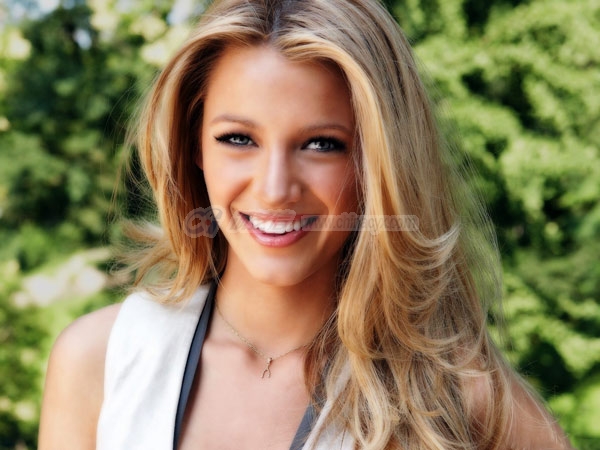 Blake-Lively-5.jpg