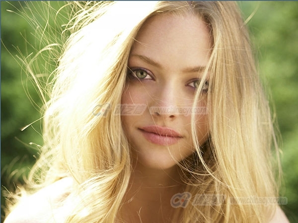 amanda-seyfried-8.jpg