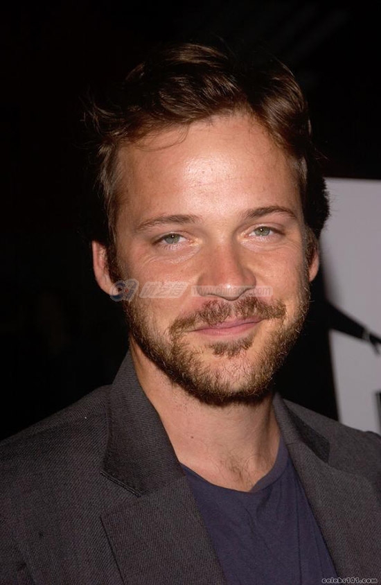 Peter+Sarsgaard-2.jpg