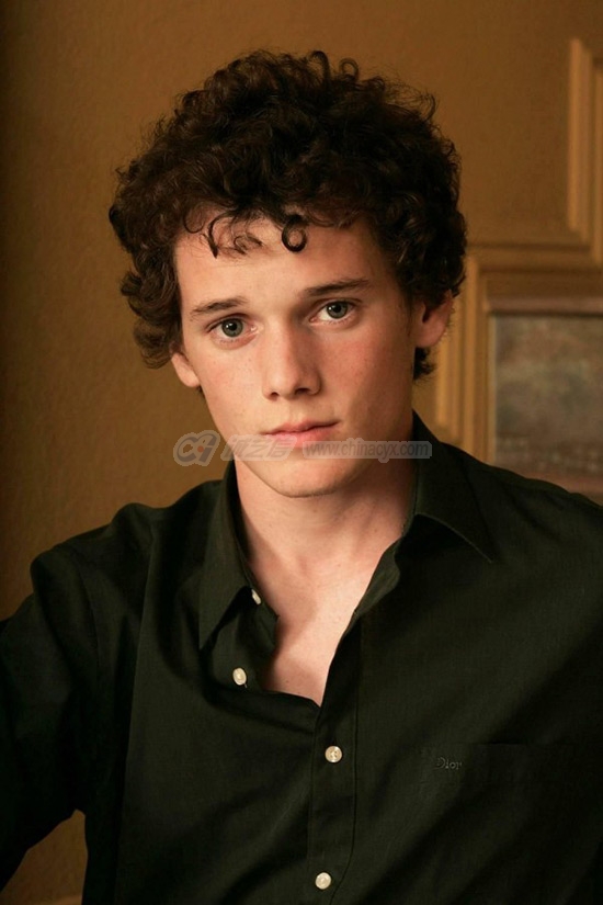 anton-yelchin-4.jpg