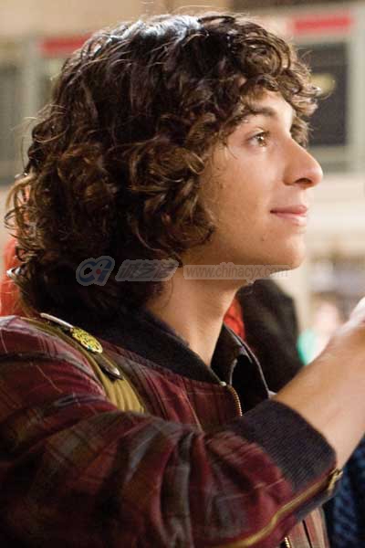 adam-g-sevani-3.jpg