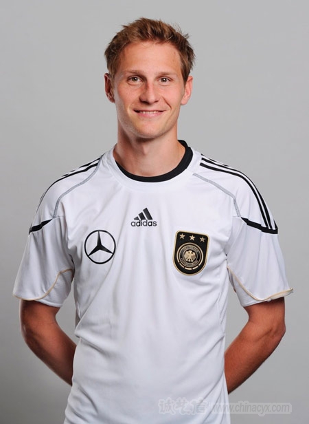 benedikt-hoewedes-1.jpg