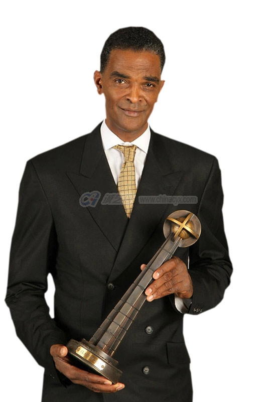 Ralph-Sampson-1.jpg