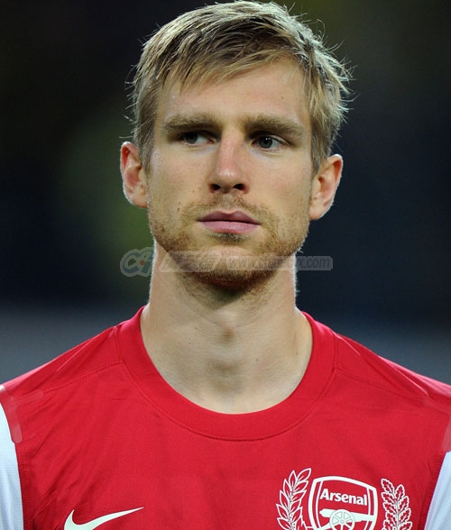 Per-Mertesacker-3.jpg