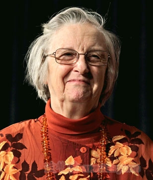 elinor-ostrom-3.jpg