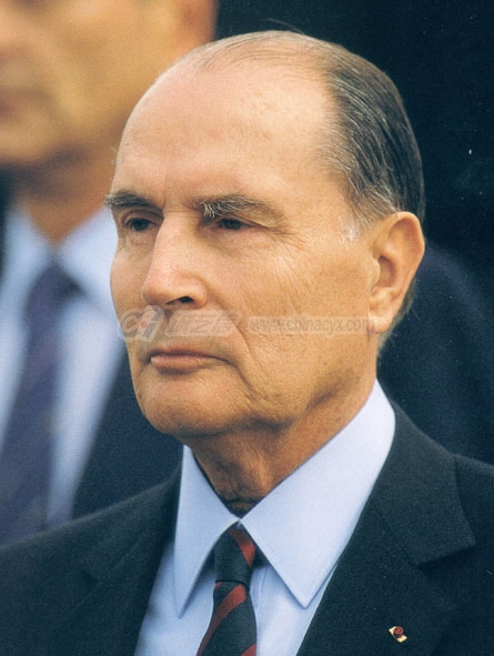 mitterrand-2.jpg