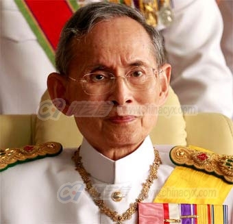 bhumibol_adulyadej_2.jpg