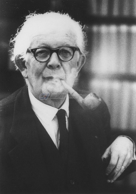 Piaget-1.jpg