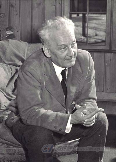 Dr-Albert-Szent-1.jpg